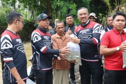 Turdes, Kapolres Tapsel dorong pemulihan ekonomi warga lewat bibit ikan