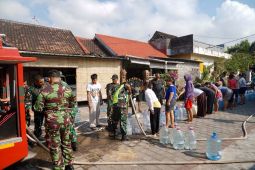 Kodam Udayana kerahkan tangki air bantu atasi kekeringan di Kampial Badung