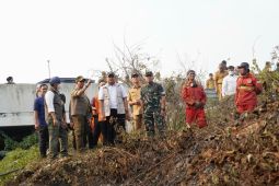 Rangkuman Berita hari ini: Titik panas karhutla turun hingga evakuasi korban KM Virgo