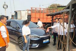 Polresta Karawang selidiki perampokan sebuah mobil yang ditumpangi WNA