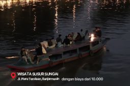 Wisata susur sungai di Banjarmasin