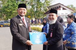 Pemkab Banjar beri penghargaan ASN dan inovator di momen Hari Kesaktian Pancasila