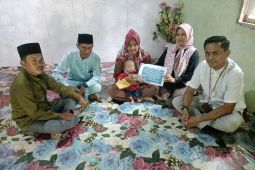 PT Timah bantu biaya pengobatan puluhan warga