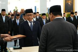 Sinta Nuriyah hingga Rocky Gerung dilantik jadi anggota Wantimpres