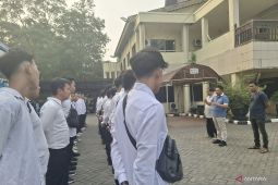 Bang Rizal lepas 36 Laskar Gerindra HST ikuti diklat tingkatkan kapasitas kader