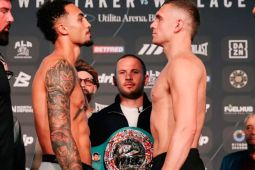 Whittaker dan Wallace lolos timbang berat badan