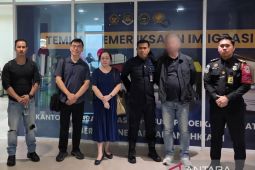 WNA China ditolak masuk Indonesia diduga curi barang penumpang pesawat
