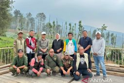 Punya bukit eksotis, DPRD Jabar dorong Desa Gekbrong Cianjur jadi surga wisata baru!