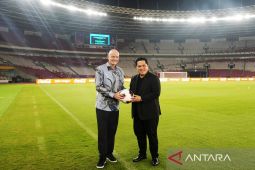 Presiden FIFA dan Ketum PSSI tinjau SUGBK jelang final ASEAN Cup