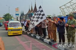 Pemkot Bukittinggi luncurkan angkutan sekolah gratis