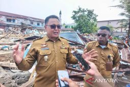 Pemkab Nabire bongkar 60 bangunan liar di Taman Gizi