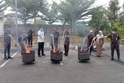 Kejari Majalengka musnahkan barang bukti 28 perkara inkrah