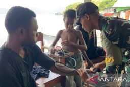 Yonif TP 810/BEM gelar cek kesehatan bagi warga Doyo Lama