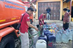 BPBD Temanggung menyalurkan 239 tangki air bersih ke daerah kekeringan