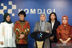 Menkomdigi respon gagasan perlambatan pengembangan AI global