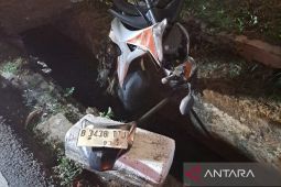 Kecelakaan maut di Palmerah Jakarta Barat: Minibus tabrak 2 motor, 1 tewas