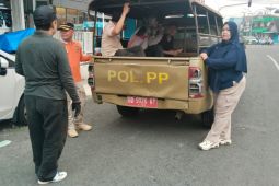 Satpol PP Rejang Lebong larang warga berikan uang kepada pengemis