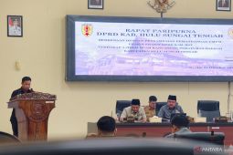 Tujuh Fraksi DPRD HST sepakat tindaklanjuti usulan tiga Raperda