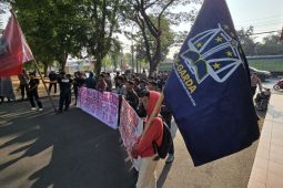 Demonstran desak Kapolda Sulsel yang baru tindak oknum perwira calo casis