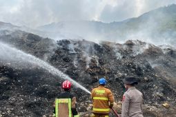 Pemkab Garut mempercepat pemadaman TPA agar sampah kembali bisa diangkut