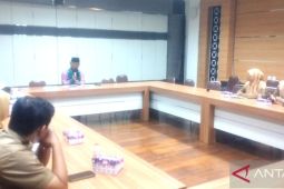 Komisi II-Tim Raperda Pemkab Batola bahas Raperda Perizinan Berusaha di Daerah