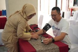 Sambut Hari Listrik Nasional ke-81, PLN UID Jawa Tengah kumpulkan 49 kantong darah