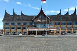 Pemkab Pasaman Barat berlakukan pembelajaran dari rumah dampak kabut