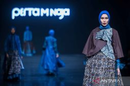 Festival dan pameran fesyen Muslim pada IN2Motion Fest x JMFW 2026 di Jakarta