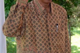 Environment minister leaves cabinet reshuffle to President