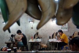 industri kecil sepatu kulit ini jangkau seluruh Indonesia berkat  online