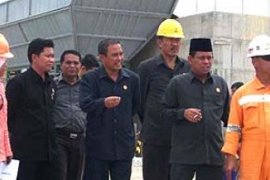 Dewan Karimun Inspeksi Tambang Granit di Saipem
