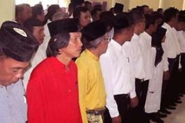 45 Anggota PPK dan 162 Anggota PPS Karimun Bersumpah