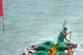 Tim "Dagon Boat" Lingga Dominan di Penyisihan