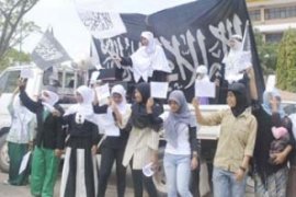 Muslimah Hizbut Tahrir Tolak Pergaulan Bebas