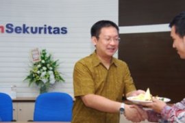 Panin Sekuritas Targetkan Rp50 Miliar 2011 di Batam