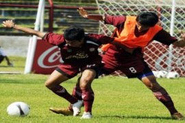 JELANG LAWAN REAL MATARAM