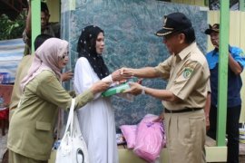 BANTUAN WARGA MISKIN