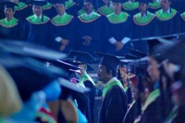 Sejak akhir Desember 2017, sejumlah alumni UIN belum terima ijazah