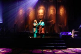 Peluncuran Otobiografi Gubernur Kepulauan Riau