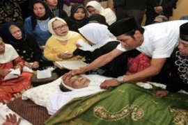KH Zainuddin MZ Meninggal