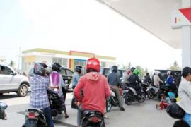 Pemudik roda dua padati trans-Sulawesi di Majene
