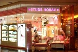 Pentas Seni Etude House Mendapat Sambutan Masyarakat