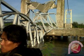  Bekas Material Jembatan Kukar akan Dilelang
