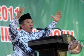 Palsukan ijazah, Pelawak Qomar ditangkap polisi