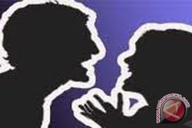 Oknum polisi Magetan siram istri air panas