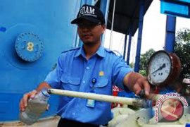 Puskaki serahkan berkas baru dugaan korupsi PDAM