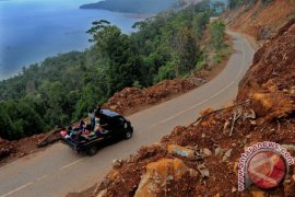 Manado people ask govt accelerate Trans Sulawesi