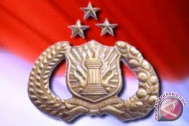 Oknum polisi penyuap jabatan dilepaskan