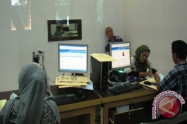 Imigrasi Palembang deportasi 20 orang WNA