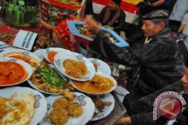Tradisi "Njamu" Saat Idul Fitri di Bengkulu